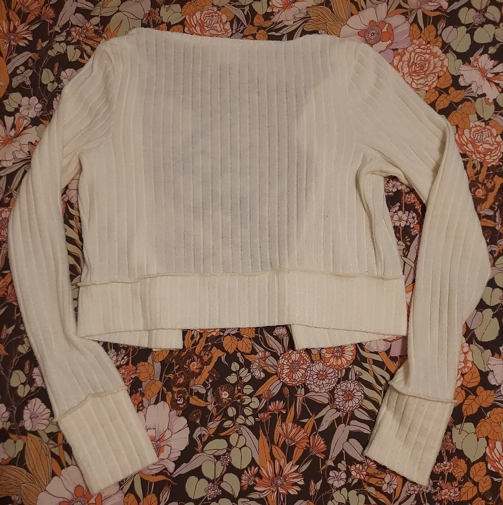 Out From Under Ribbed Cardigan - Picture 13 of 16